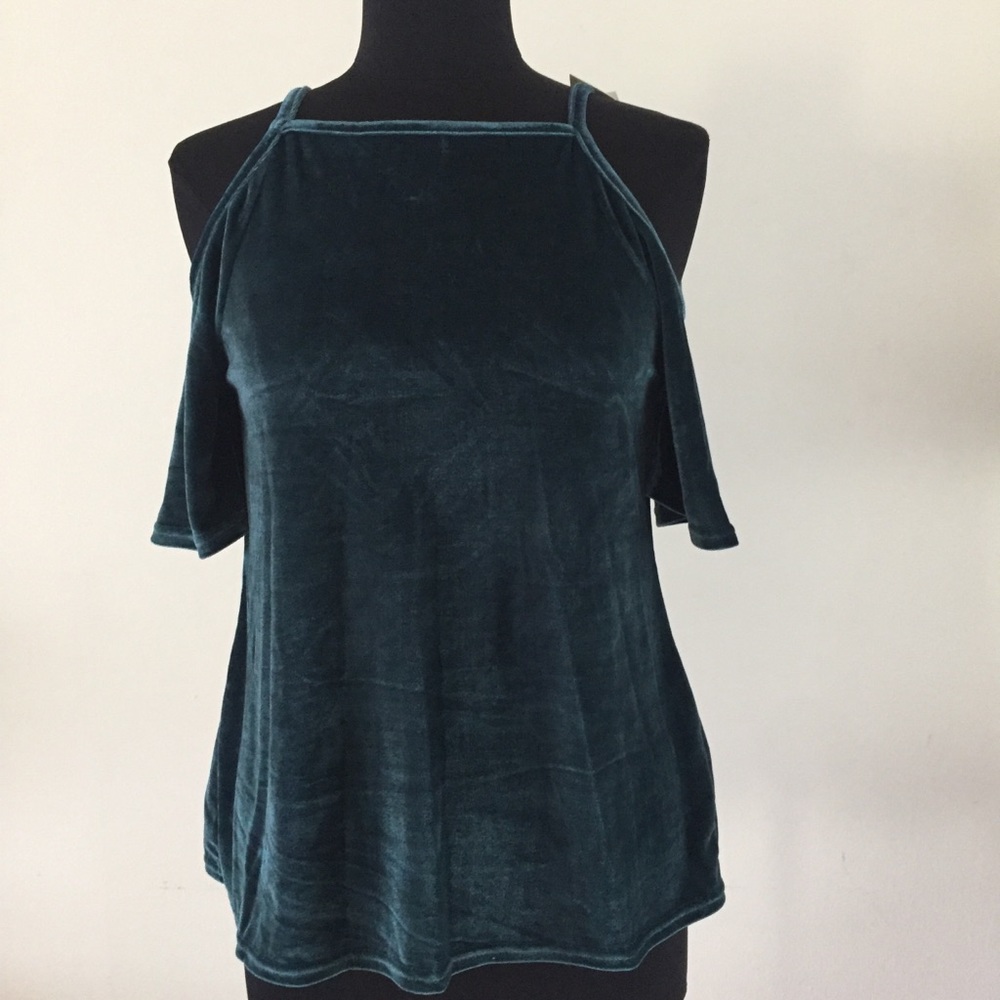 Ultra Flirt Women's Velvet Cold-Shoulder Top